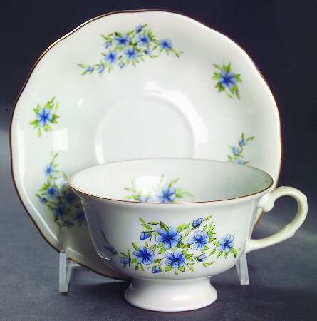 Candia Footed Cup & Saucer Set