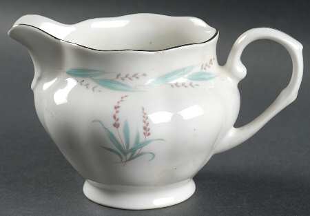 Celina (Platinum Trim) Creamer