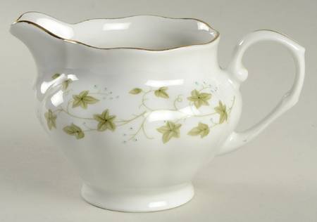 Diana (1-16" Gold Trim) Creamer