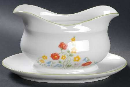 English Flowers Gravy Boat with Attached Underplate