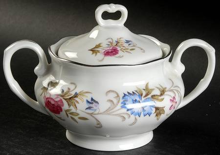Marjorie Sugar Bowl & Lid
