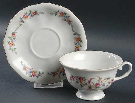 Spring Garland Footed Cup & Saucer Set