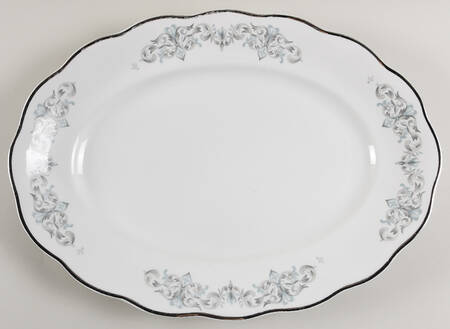 Tempo (Scallop) 15" Oval Serving Platter