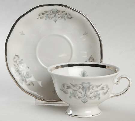 Tempo (Scallop) Footed Cup & Saucer Set
