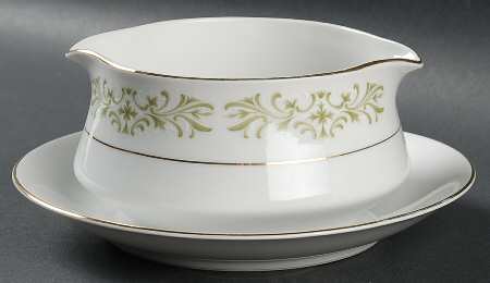 Allegro Green Gravy Boat with Attached Underplate