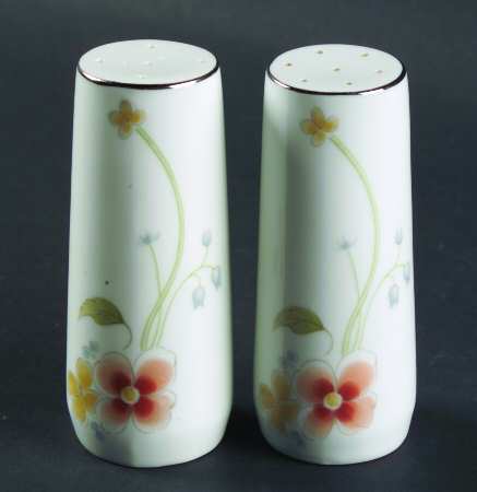 Annabelle Salt & Pepper Set