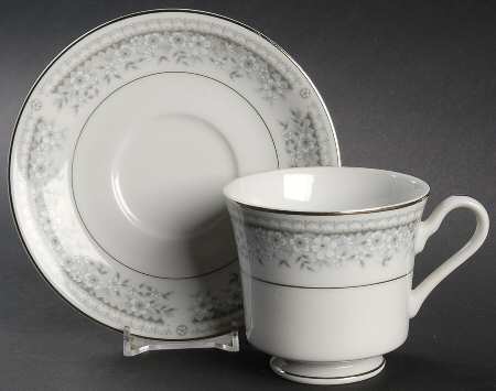 Arcadia Footed Cup & Saucer Set