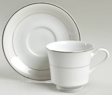 Ardis Footed Cup & Saucer Set