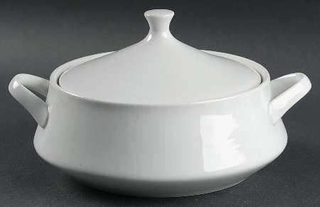 Ascot Round Covered Vegetable