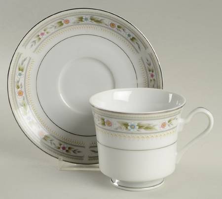 Ballet Footed Cup & Saucer Set
