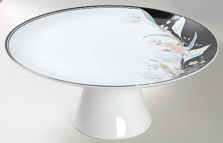 Black Rhapsody 10" Diameter Pedestal Cake Stand