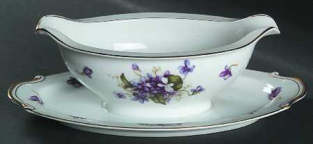 Boutonniere Gravy Boat with Attached Underplate