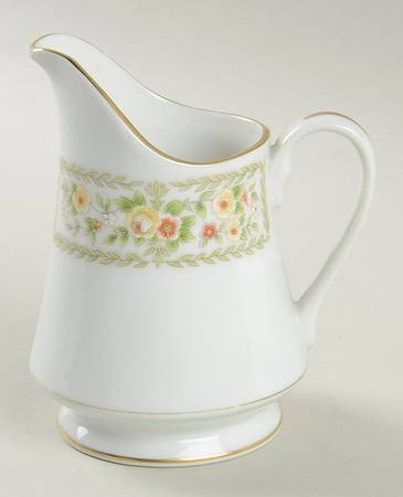 Brentwood Creamer by Fine China of Japan