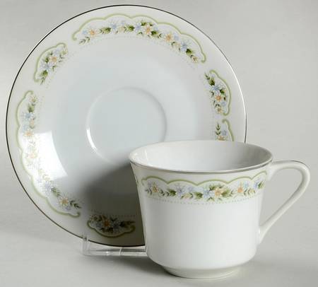 Bridget Flat Cup & Saucer Set