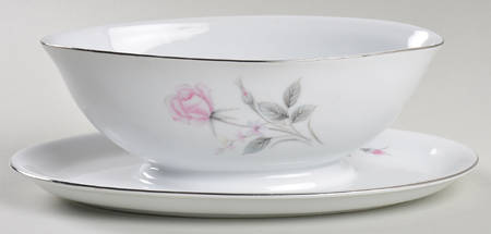 Canterbury Gravy Boat with Attached Underplate