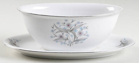 Carlton Gravy Boat with Attached Underplate