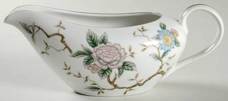 Chantilly Gravy Boat