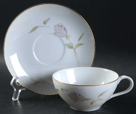 Consuelo Flat Cup & Saucer Set