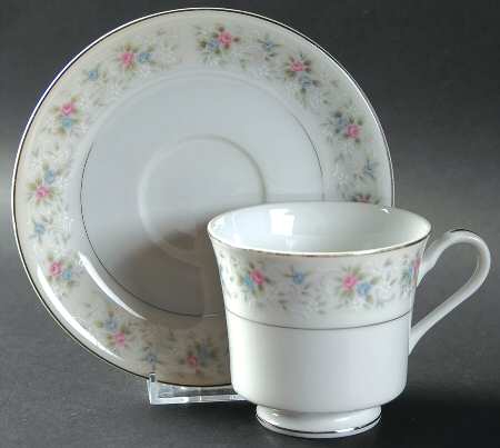 Corsage Footed Cup & Saucer Set