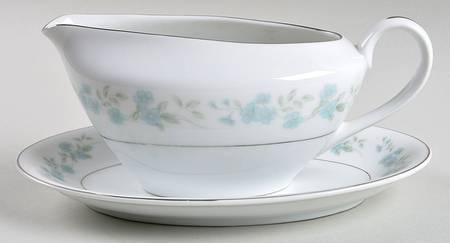 Cynthia Gravy Boat & Underplate/Relish
