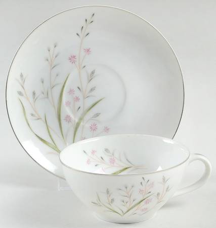 Eden Flat Cup & Saucer Set