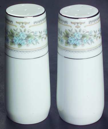 Elington Salt & Pepper Set