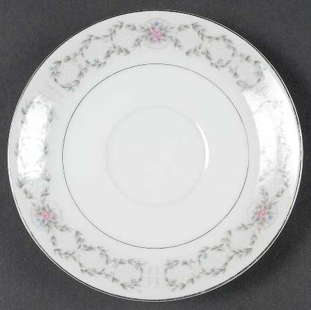 Fair Lawn Saucer