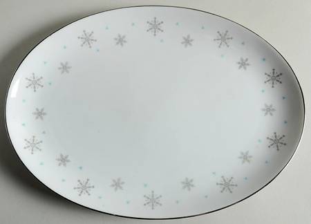 Fantasy (Gray Snowflakes) 12" Oval Serving Platter