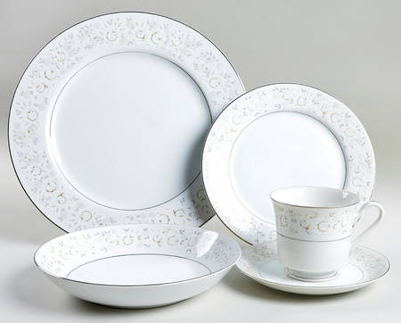 First Love 5 Piece Place Setting