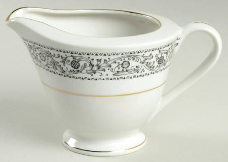 Intrigue Creamer