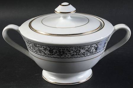 Intrigue Sugar Bowl & Lid