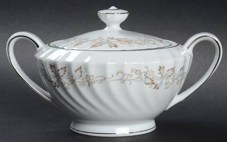 Jacqueline Sugar Bowl & Lid