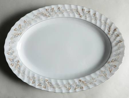 Jacqueline 14" Oval Serving Platter