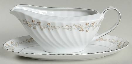 Jacqueline Gravy Boat & Underplate/Relish