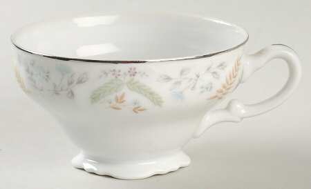 Joanne Footed Cup