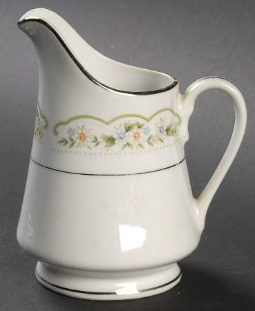 Lady Fair (1015) Creamer