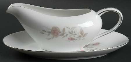 Laura (Platinum Trim) Gravy Boat & Underplate/Relish