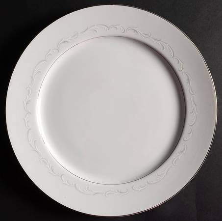 Laura 12" Chop Plate (Round Platter)