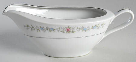Linda Gravy Boat