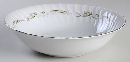Lorraine 9" Round Vegetable Bowl