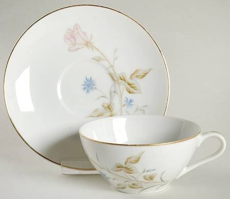 Marguerita Flat Cup & Saucer Set