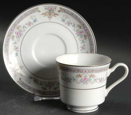 Melody Footed Cup & Saucer Set