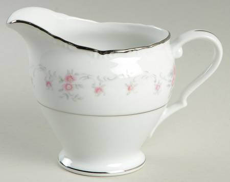 Minuet (Platinum Trim) Creamer