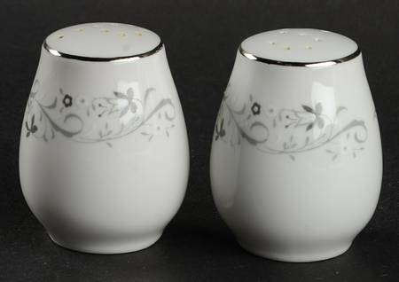 Salt & Pepper Set