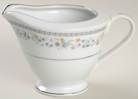 Monarch Creamer