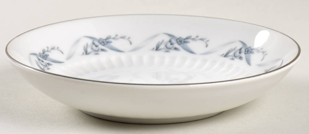 Monterey Fruit/Dessert (Sauce) Bowl by Fine China of Japan
