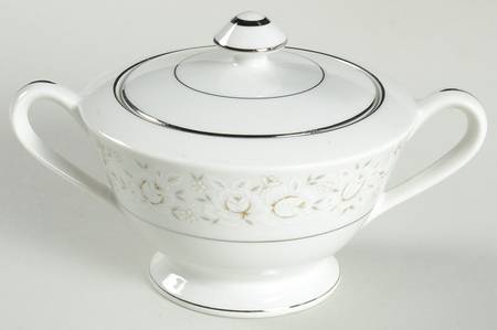 Parklane Sugar Bowl & Lid by Fine China of Japan