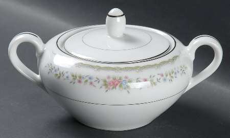 Pasadena Sugar Bowl & Lid