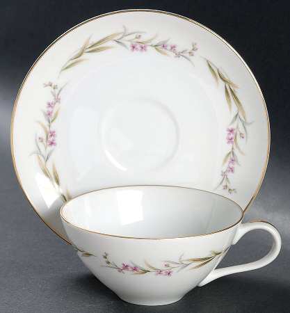 Prestige Flat Cup & Saucer Set