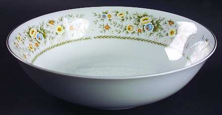Priscilla 9" Round Vegetable Bowl